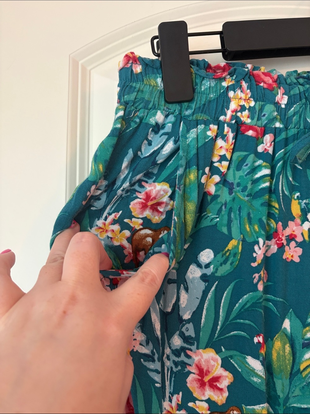 Jane and Delancey Teal Tropical Floral Pants Size Medium - Picture 5 of 7